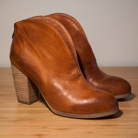Antelope Shoes - Antelope 730 Ankle Boots